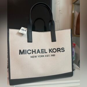 Large Michael Kors canvas Tote Bag- black/natural